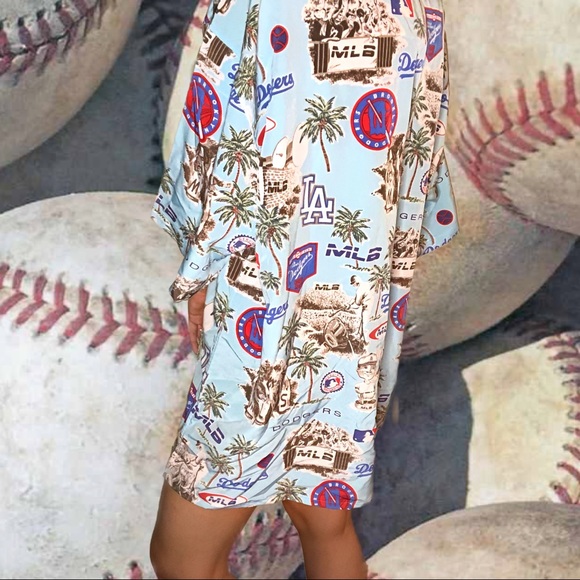NWT Cooperstown Collection LA dodgers button down! - Picture 3 of 5
